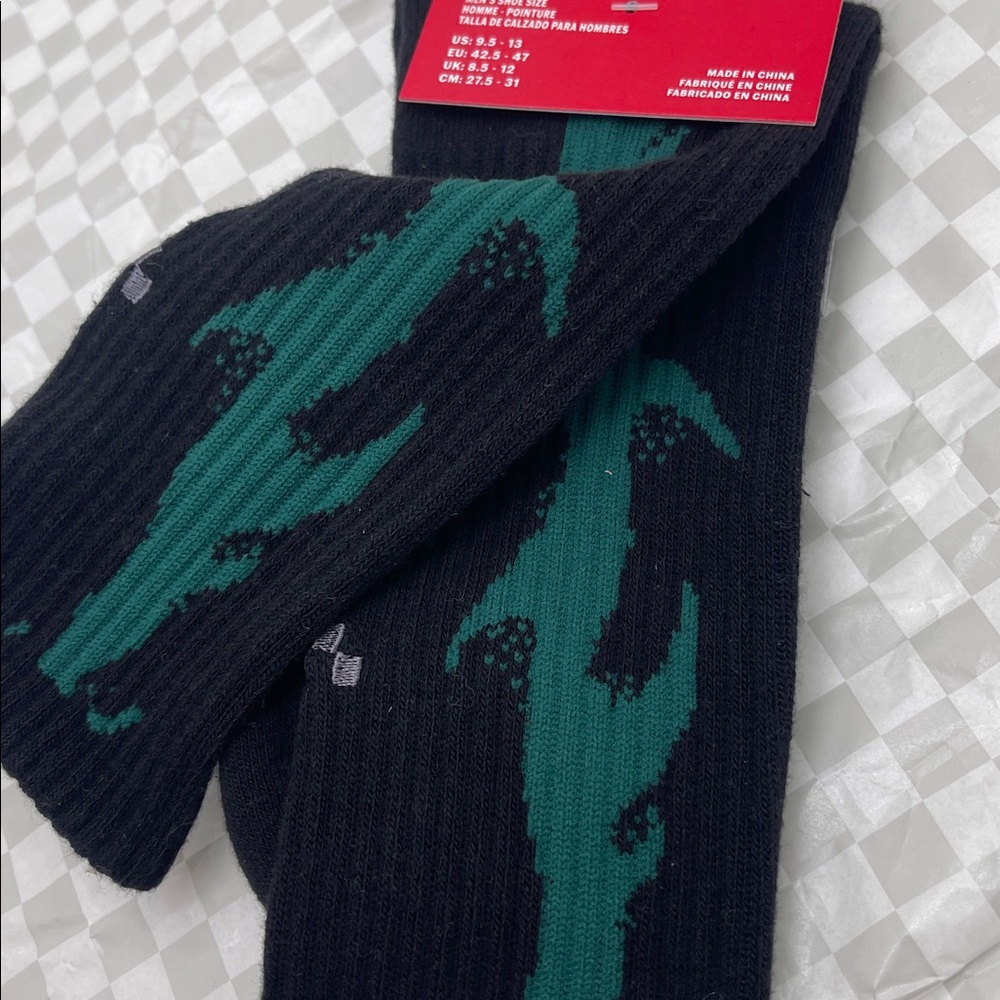Vans Skate Thorn Crew Socks (1 pair)
with a ribbed cuff cushioning for comfort - Picture 14 of 16